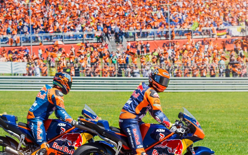 ktm_tribane_motogp.jpg