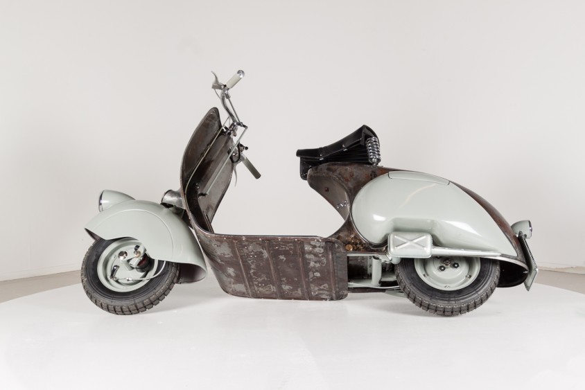 catawiki_piaggio_-_vespa_98_cc_-_serie_0_-_1946_1.jpg