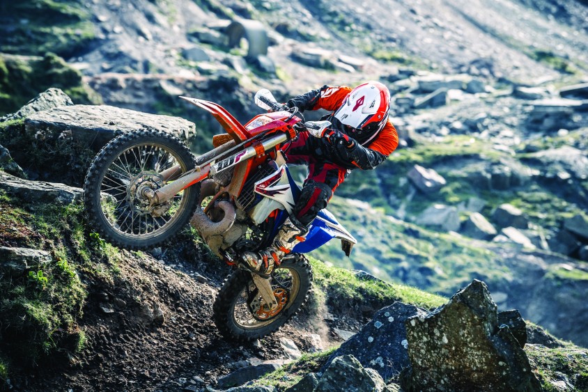 ktm_300_exc_tpi_six_days_my_2018.jpg