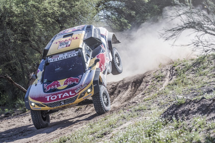 ebrxx4_peterhansel_dakar40redbullcontentpool.jpg