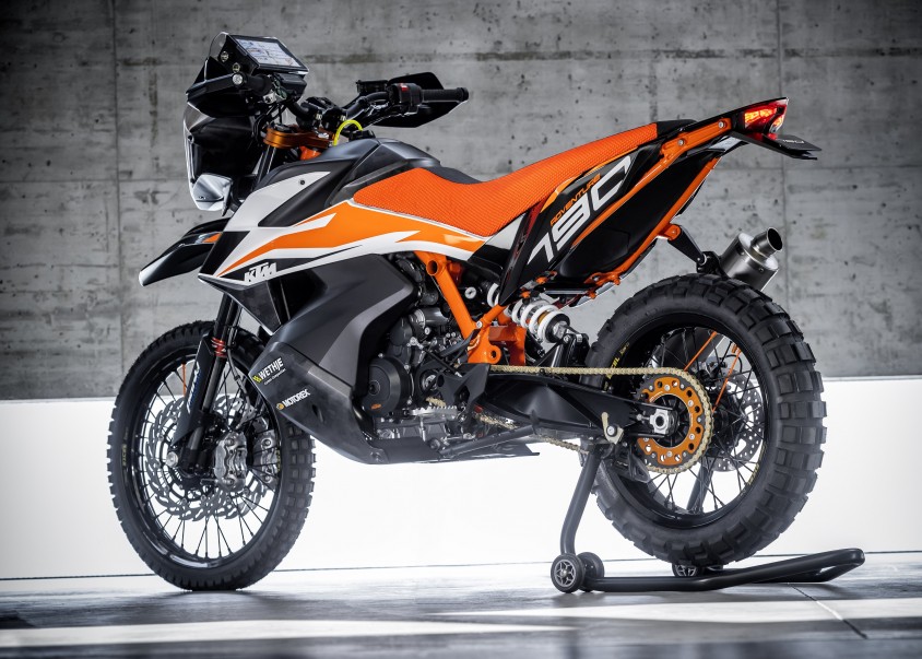 ktm_790_adventure_r_prototype_01.jpg