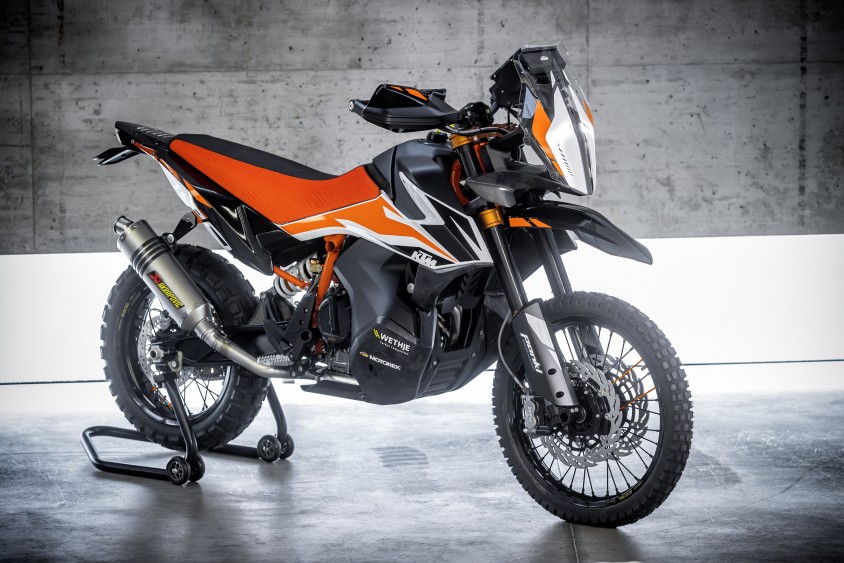 ktm_790_adventure_r_prototype_02.jpg