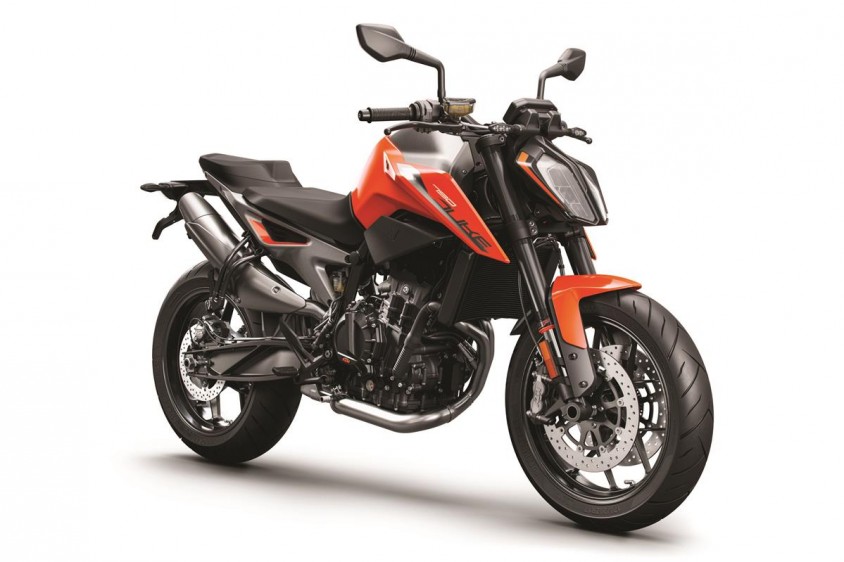 ktm_790_duke_2018_orange_my18_rifront_0.jpg