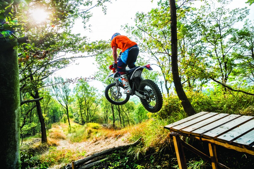 ktm_freeride_e-xc_my_2018_action_20.jpg