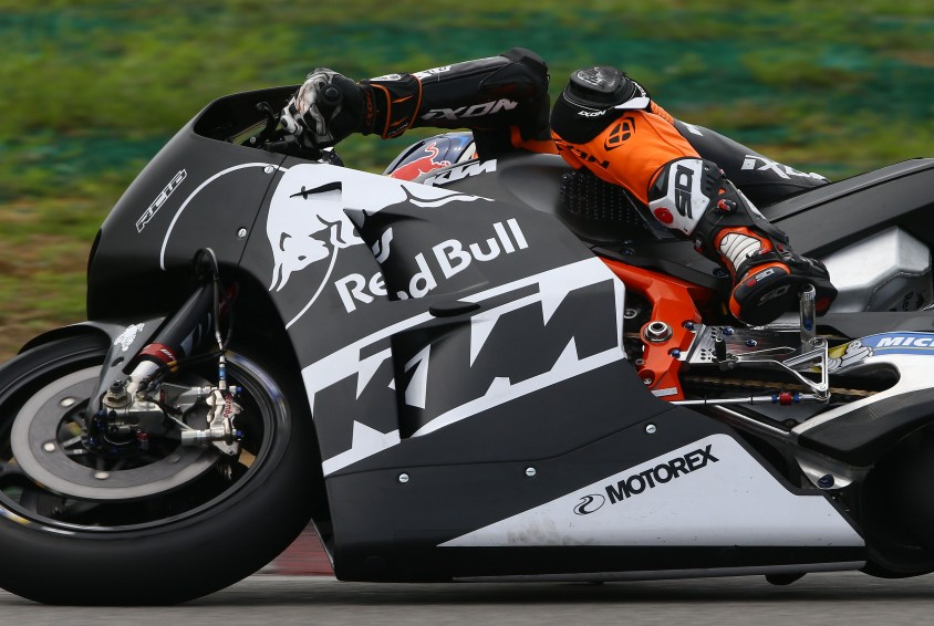 bradley_smith_ktm_rc16_sepang_2017-4.jpg