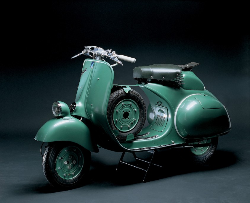 07_vespa_seigiorni_1952.jpg