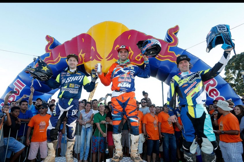 thumbnail_podium_day-1_red-bull-minas-riders_7m_9498.jpg