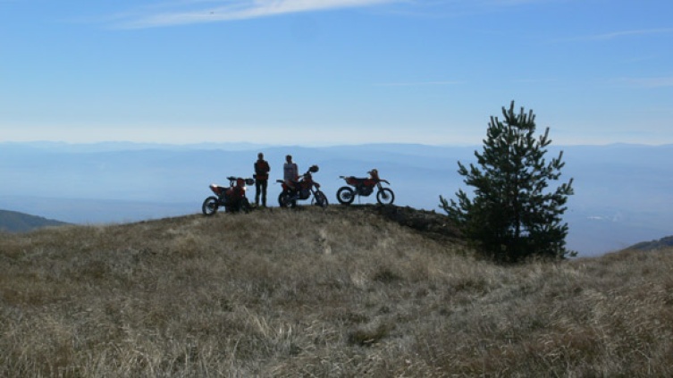 Fotodokument Omega1 : Endurofahrer nicht in Bewegung