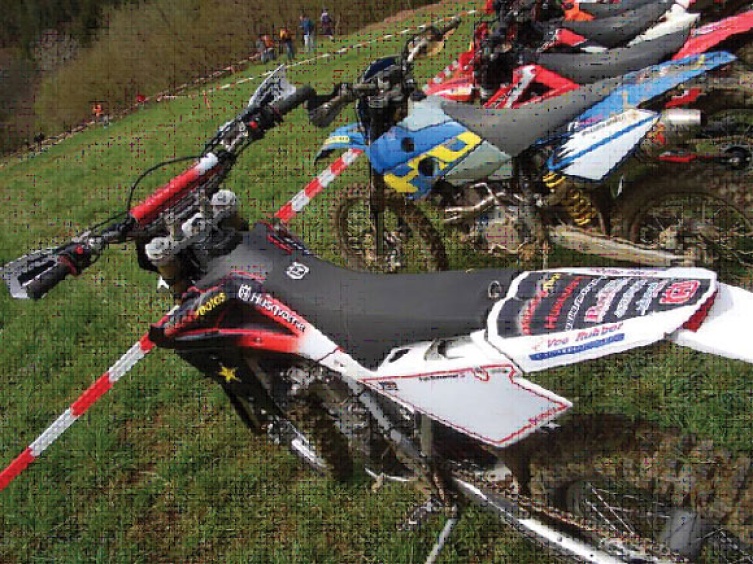 Plassnik Motos Husqvarna mit Verr Rubber VRM 340