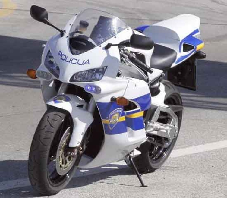 Honda CBR 1000 RR im Polizeilook