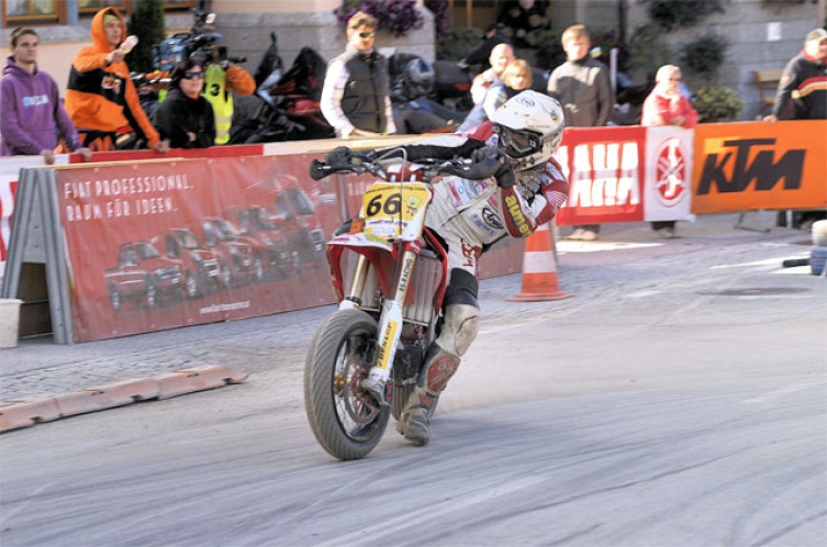 S2 Profi: Christian Enekel