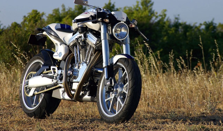 Edles Motorrad, für edle Menschen