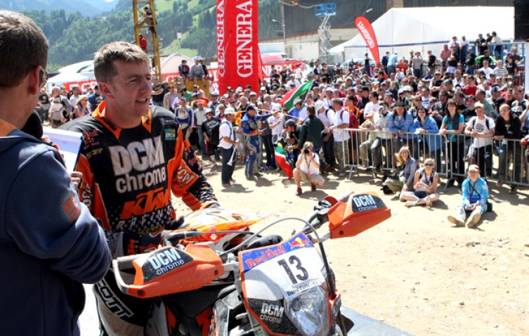 Großes internationales Interesse bei der Erzbergrodeo Fahrervorstellung