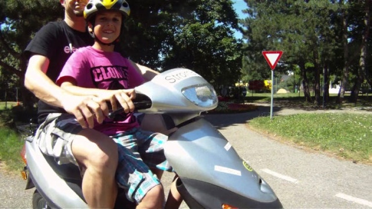 Vater und Sohn gemeinsam bei der Safebike im Prater