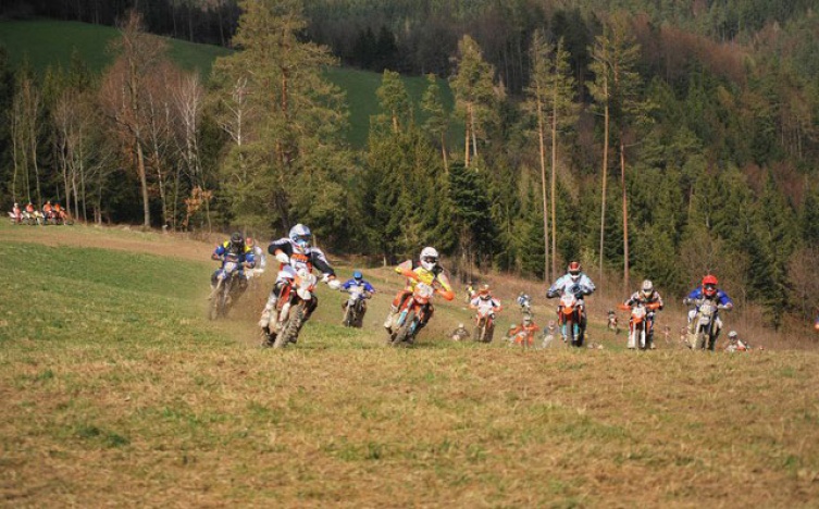 300 Starter beim 2. Lauf der Österreichischen Enduro Trophy