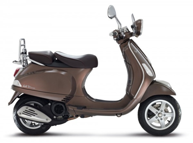 Vespa LX