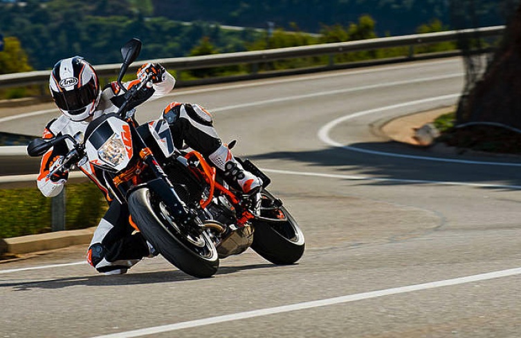 KTM 690