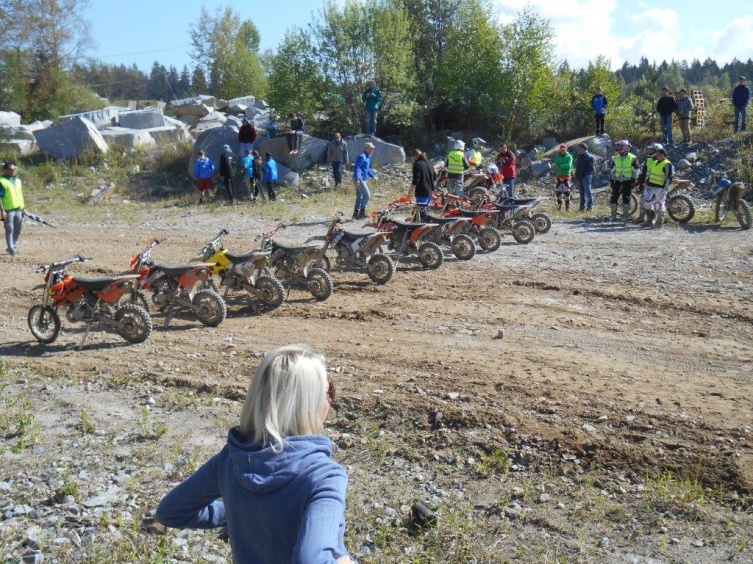 Am 3. und 4. Mai begann das 5/18 Juniorendurocup-Jahr mit rund 90 Teilnehmern!