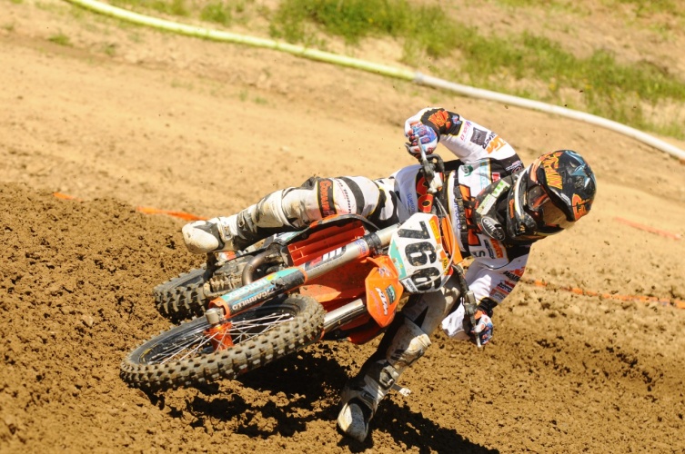 Pascal Rauchenecker sicherte sich beim Heimevent in Mehrnbach den ADAC MX Masters Laufsieg (Foto: Heti/supercross.at)