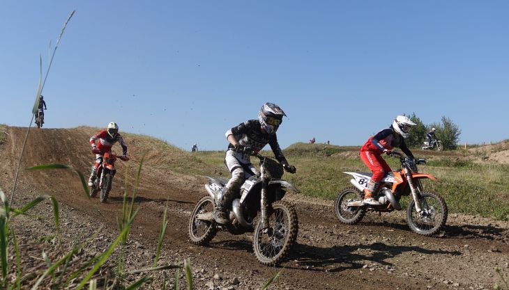 Hopfenblüten-Racing-Team veranstaltete in Loibes den 3.ten Renntag zum W4-Cup! 