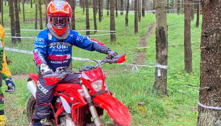 Samuel Pinter konnte für uns im Rohr im Gebirge die neuen Modelle von Beta für uns testen und hat einen eindeutigen Favoriten.