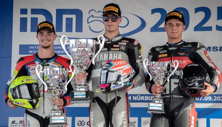 Andreas Kofler holt sich am Nürburgring Rennen Platz eins