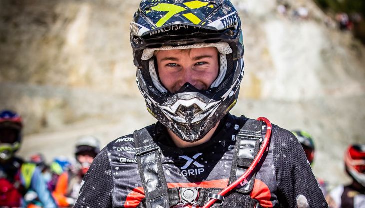 Valentino Huter vertrat das X-GRIP Racing Team mit starker Leistung beim traditionsreichen Enduro Klassiker, dem Aspang Race 2025 in der ÖM Open Klasse.
