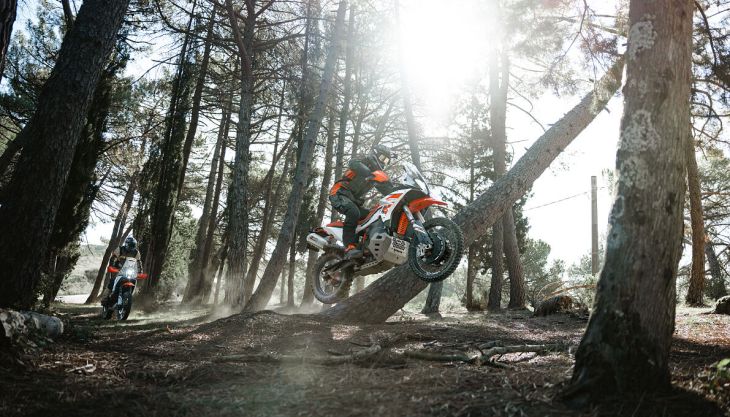 Die Termine und die Location der KTM EUROPE ADVENTURE RALLY 2026 stehen fest. Eines der unvergesslichsten Adventure-Erlebnisse für KTM-Fahrer findet vom 7. bis 11. September 2026 statt und führt durch die magische Landschaft Umbriens.