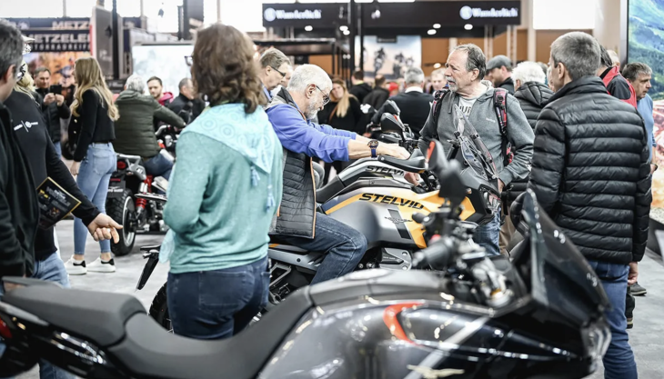 Das Wichtigste Motorradevent des Jahres bringt alles auf die Strecke, was zwei Räder und Leidenschaft verbindet – vom wendigen City-Scooter über leistungsstarke E-Mobilität bis hin zum kompromisslosen Superbike, vom urbanen Pendler bis zum puren Adrenalin-Junkie.