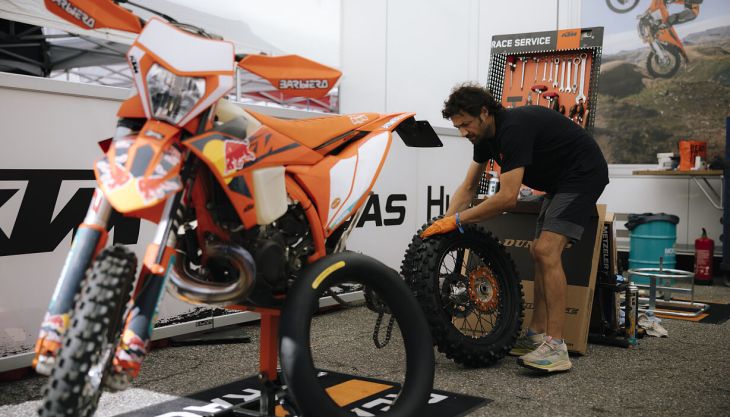 Die historische hundertste Ausgabe der 6DAYS® FIM Enduro of Nations findet vom 12. bis 17. Oktober in Grândola, Portugal, statt. KTM bietet Privatfahrern für dieses mit Spannung erwartete Jubiläumsevent umfassende Rennunterstützung an.