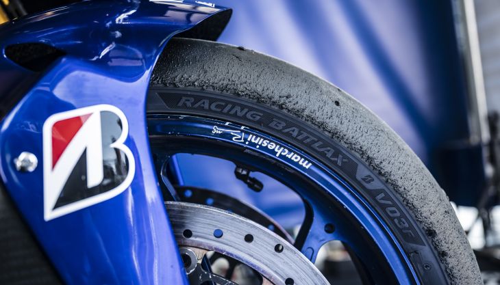 Touren-, Sport- oder Offroad-Motorrad – Bridgestone bietet mit dem leistungsstarken Portfolio an Premium-Motorradreifen für jeden Fahrer und jede Anforderung die passende Bereifung.