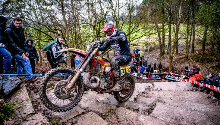 Hentschel gewinnt HESG Auftakt 2026 in Neuhaus-Schierschnitz – starkes Feld und schwierige Bedingungen!