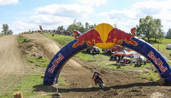 Am 23. August fand die vierte Runde zum OÖ Motocross Cup in Taufkirchen statt - die beliebte Rennstrecke lockte auch viele Fans und Besucher an. 