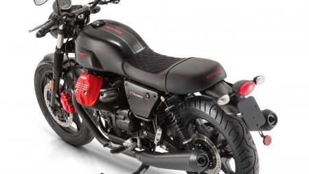 Moto Guzzi V7 III begeistert 2018 mit drei Special-Editions 