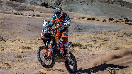 Matthias Walkner hat auf einer anspruchsvollen vierten Etappe der Atacama Rally 2018 gewonnen. 