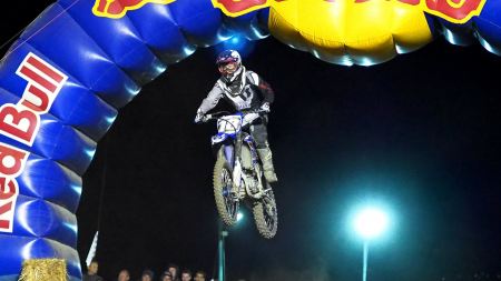 Flutlicht-Spektakel in Imbach