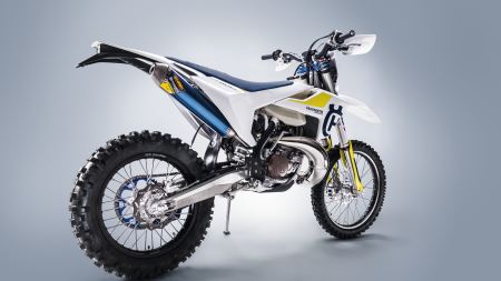 Husqvarna Motorcyles bietet ein exklusives Angebot für alle Enduros des Modelljahres 2019, diese mit Premium Zubehör auszustatten.
