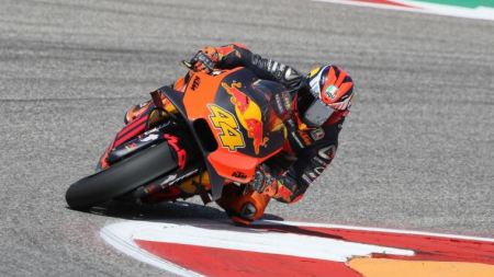 MotoGP™. Die Spitze des Zweiradmotorsports auf Asphalt. Die Geschwindigkeit. Der Sound. Die Emotion.