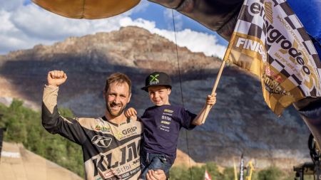 Lars Enöckl mit Platz 11 bester Österreicher beim "Red Bull Hare Scramble 2019"