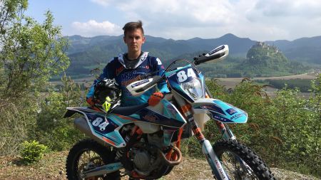 Marvin, der 17jährige Launsdorfer, ist heuer wieder nach der Verletzungspause für den Motorsportclub Launsdorf im Renneinsatz.