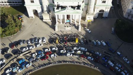 Weltrekord: Rock den Ring – E-Mobility Parade