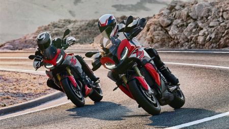 EICMA 2019 BMW F 900 XR 
