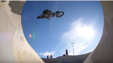 Colby Raha goes Moto Free Riding - sehr leiwand!
