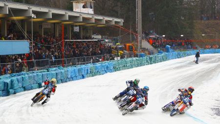 Spike-Ritter stehen in den Startlöchern
