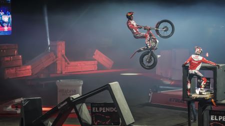 Jorge Casales von GasGas Factory Racing hat Runde fünf der FIM X-Trial-Weltmeisterschaft 2020 mit einem sechsten Platz in Bilbao abgeschlossen. 