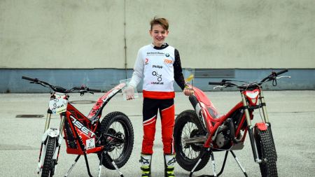 Philipp Schmidt ist Elektro Trial Meister und Benzin Trial Jugend Staatsmeister
