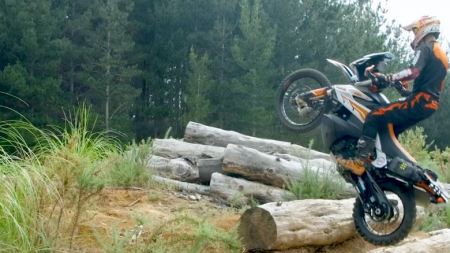 Es ist soweit - drei Stunden und 16 Episoden von praktischen Off-Road-Fahrtechniken!