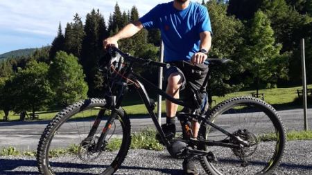 Nach den Oset Bikes für die Jugend gibt es nun auch E-MTBs zum Verleih - alles ohne Motor ist eben Zeitverschwendung!
