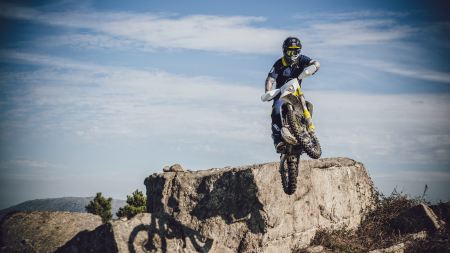 HUSQVARNA MOTORCYCLES PRÄSENTIERT 2021ER ENDURO-MODELLREIHE