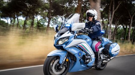 FJR1300AE wird das neue Motorrad der italienischen Nationalpolizei